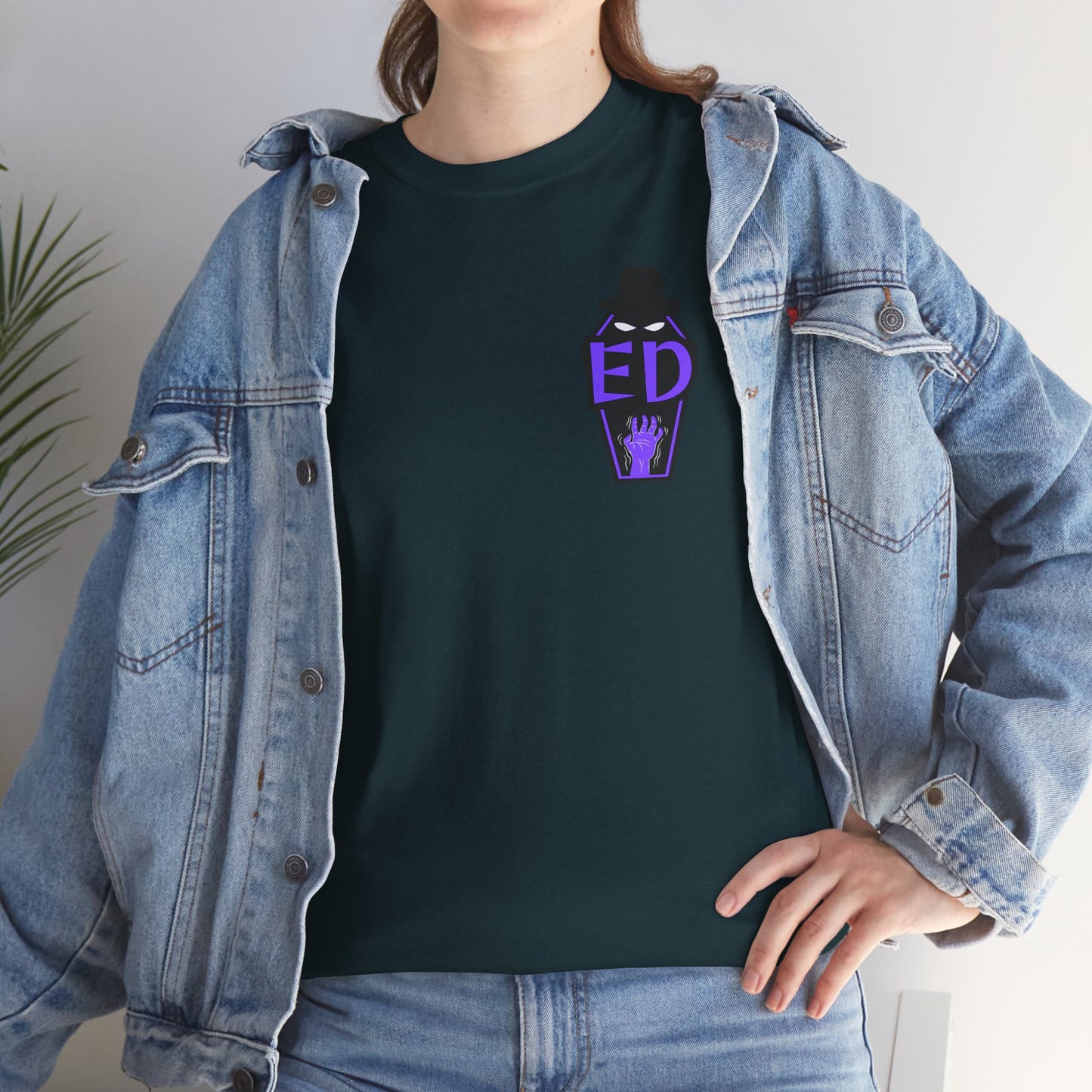 Er staff walking, er wrestling legends fan Unisex Heavy Cotton Tee